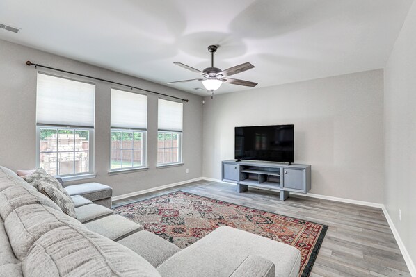 House (3 Bedrooms) | Interior - Pet-friendly Ladson Home: 23 Mi to Charleston! (Ladson)