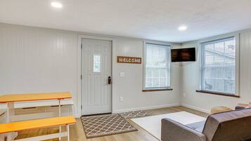 House (1 Bedroom) | Interior