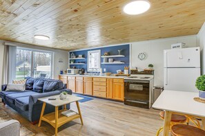 House (1 Bedroom) | Interior - Cozy Wellston Cabin - Walk to Crystal Lake! (Wellston)