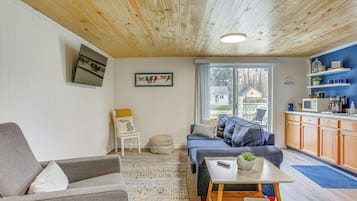 House (1 Bedroom) | Interior