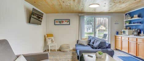 House (1 Bedroom) | Interior