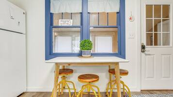 House (1 Bedroom) | Interior