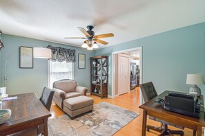 House (3 Bedrooms) | Interior