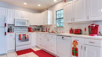 Cottage (1 Bedroom) | Interior