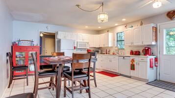 Cottage (1 Bedroom) | Nội thất