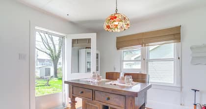 Pet-friendly Smith Island Cottage w/ Golf Cart!