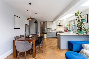 Apartment | Living room