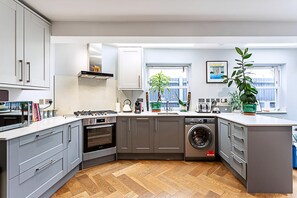 Apartment | Private kitchen