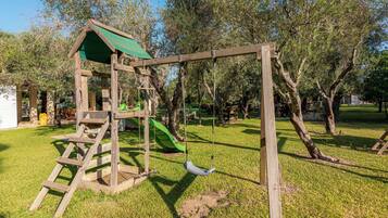 Children's play area - outdoor