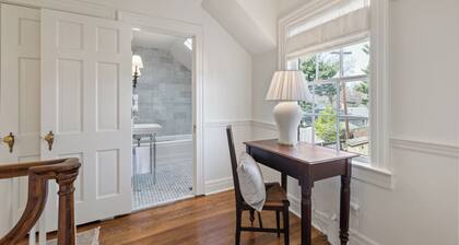 The Historic Fairway Estate:
Downtown Lex, Ky Luxury in the Horse Capital