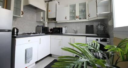 Ciel - Cosy Comfy 2Bed +70m² Central FastWiFi SmartTV65" PrimeVideo BBQ