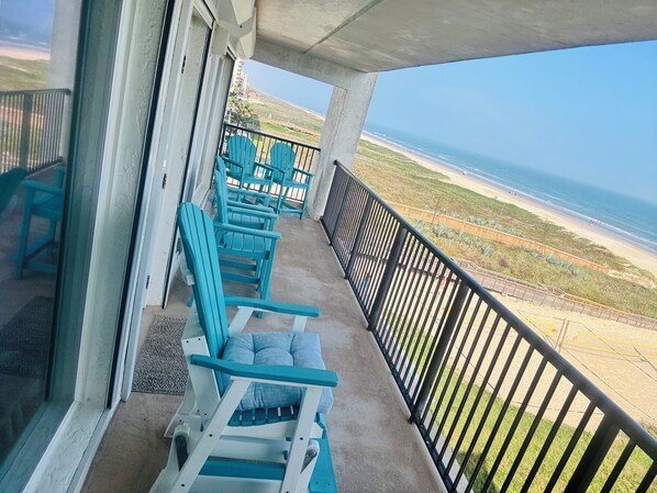 Property grounds - Panoramic Ocean Front view 3 bedroom 3 bath condo
STR License 2024-0443 (South Padre Island)