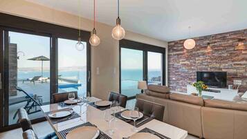 49-inch Smart TV with satellite channels