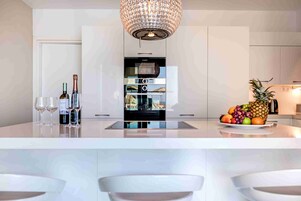 Luxury Villa, Balcony, Sea View | Private kitchen