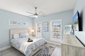 4 slaapkamers, een strijkplank/strijkijzer, gratis wifi, beddengoed