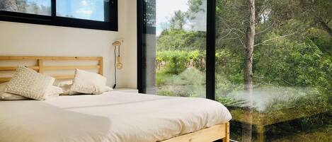 2 chambres, fer et planche à repasser, lit parapluie, Wi-Fi gratuit