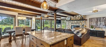 Perfect Golf Course Retreat