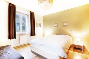 2 bedrooms, free WiFi