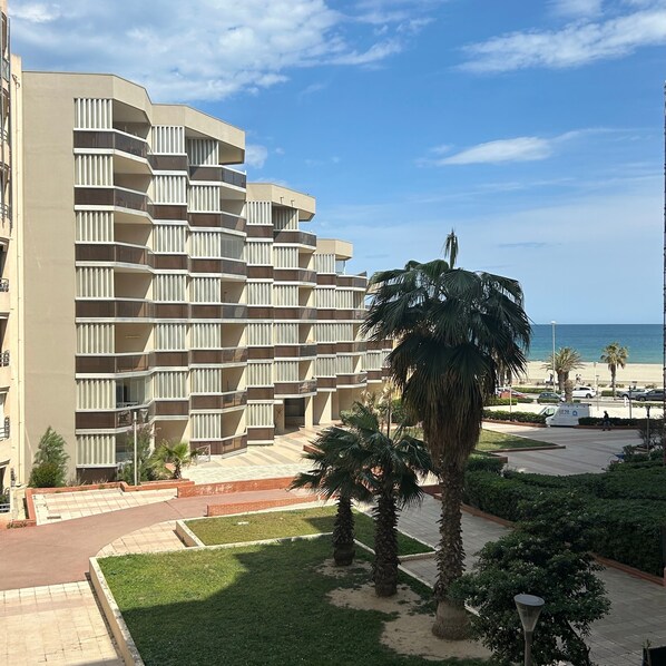 Exterior - L'Oiseau Bleu - Front de mer, 100m de la plage (Canet-en-Roussillon)