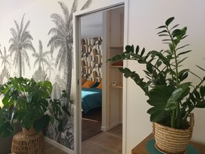 2 habitaciones, tabla de planchar con plancha y wifi gratis