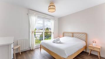 3 chambres, fer et planche Ă repasser, Wi-Fi gratuit, draps fournis