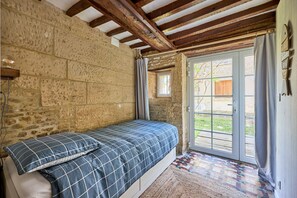 4 Schlafzimmer, Bügeleisen/Bügelbrett, kostenloses WLAN