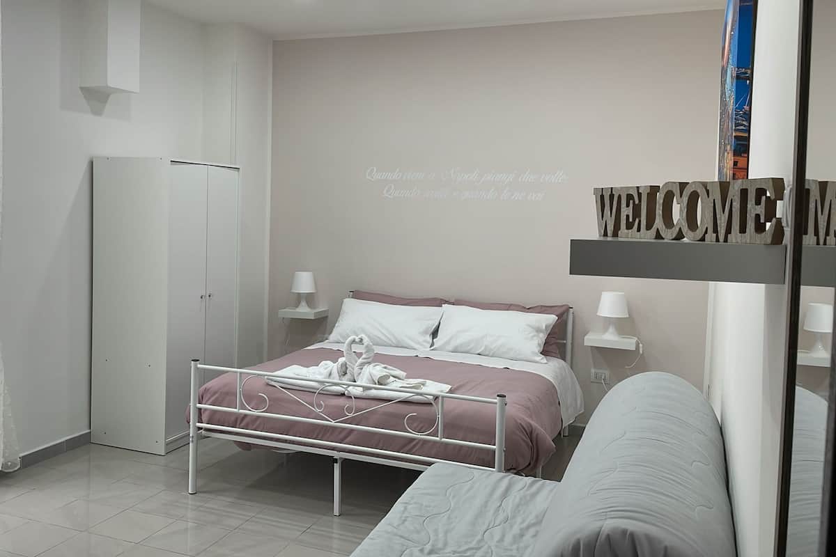 Standard Quadruple Room | Free WiFi, bed sheets
