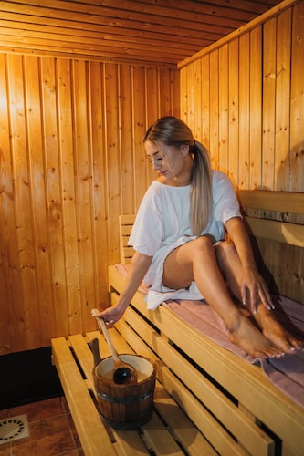 gemütliche Ferienwohnung über 2 Etagen mit Garten und Kamin, Haustierfreundlich!