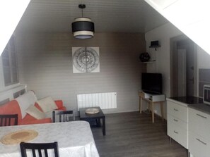 Flat-screen TV - Spacieux Appartement au Pied de la Montagne (Bagnères-de-Bigorre)