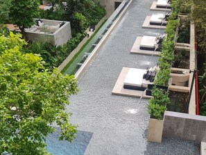 Pool - Vacation everyday, 2 bedrooms close to 2 sky train station (Krung Thep Maha Nakhon)
