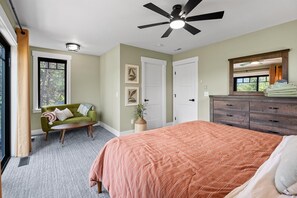 3 slaapkamers, een bureau, wifi, beddengoed
