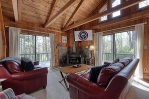 Living area - Tall Pines - A cozy cabin in North GA mountains w/hot tub and mountain views! (Suches)