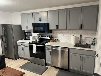 Cozy family sized 2 bedroom 1 bath newly remodeled basement 