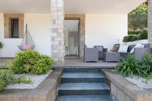 Chambre Confort | Terrasse/Patio