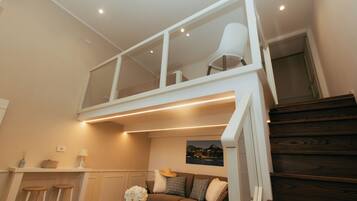 Superior Studio | Free WiFi