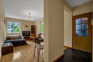 Smart TV - Warsaw Mokotów Studio - Balcony, Parking - by Rentujemy (Warszawa)