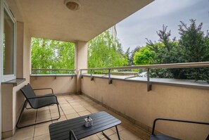 Terrace/patio - Warsaw Mokotów Studio - Balcony, Parking - by Rentujemy (Warszawa)