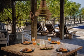 Breakfast, lunch, dinner and brunch served  - Casa del Mar Al Alma (San Onofre)