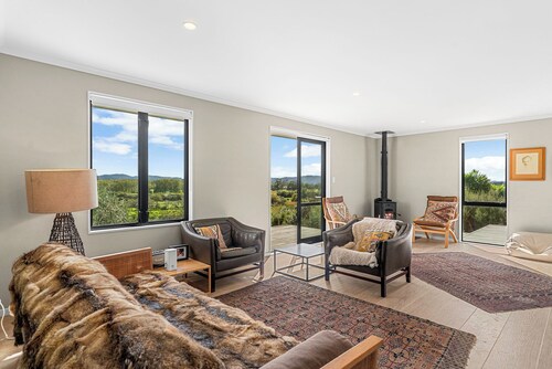 The Olive Hut - Mangawhai Holiday Home