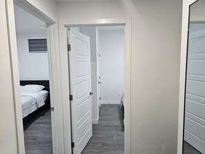 2 間睡房、書桌、熨斗/熨衫板、Wi-Fi