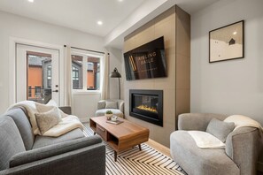 Smart TV, fireplace, offices