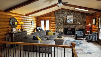 Smart TV, fireplace, video games