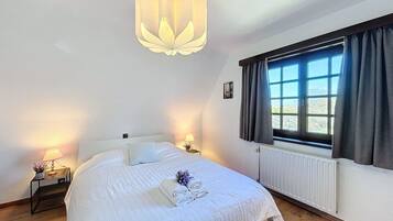 3 Schlafzimmer, Bügeleisen/Bügelbrett, Reisekinderbett, kostenloses WLAN