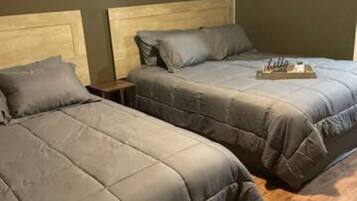 1 bedroom, iron/ironing board, internet, bed sheets