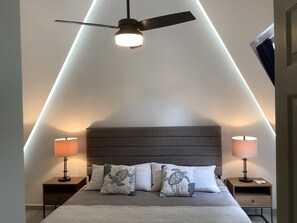 2 slaapkamers, een strijkplank/strijkijzer, gratis wifi, beddengoed