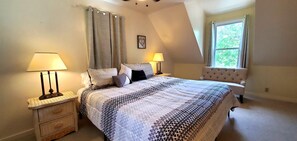 2 habitaciones, tabla de planchar con plancha, wifi y ropa de cama