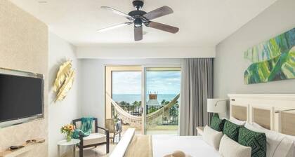 Beautiful, spacious 2 BD Room suite with full living room & kitchen. Great views