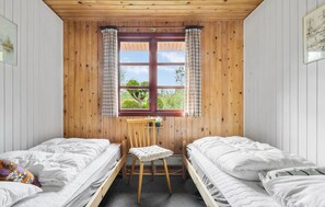 2 Schlafzimmer, Reisekinderbett, kostenloses WLAN