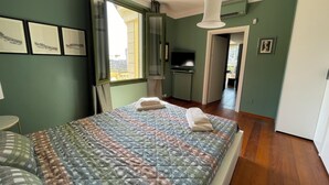 Unclassified image, 5 of 37, button - Duomo Attic Luxury Experience (Milano)