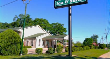 Garden Inn & Suites